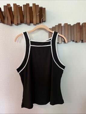 Source Unknown Black Tank Top with White Trim